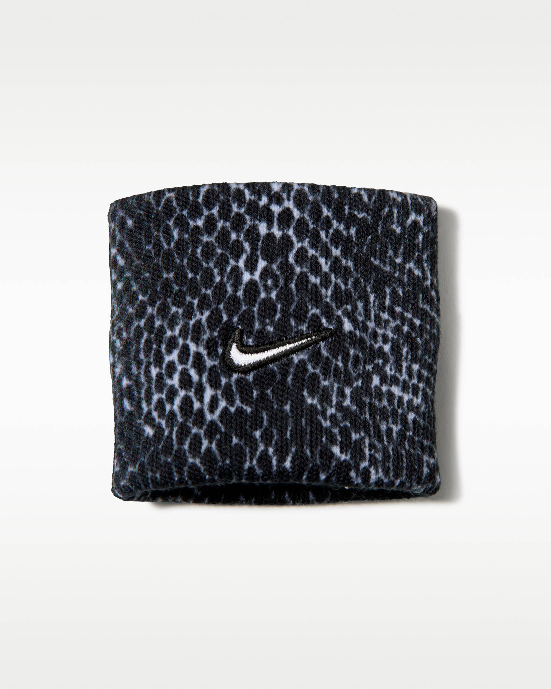 Kobe Bryant Nike Dri-FIT Basketball Arm Band. Nike.com